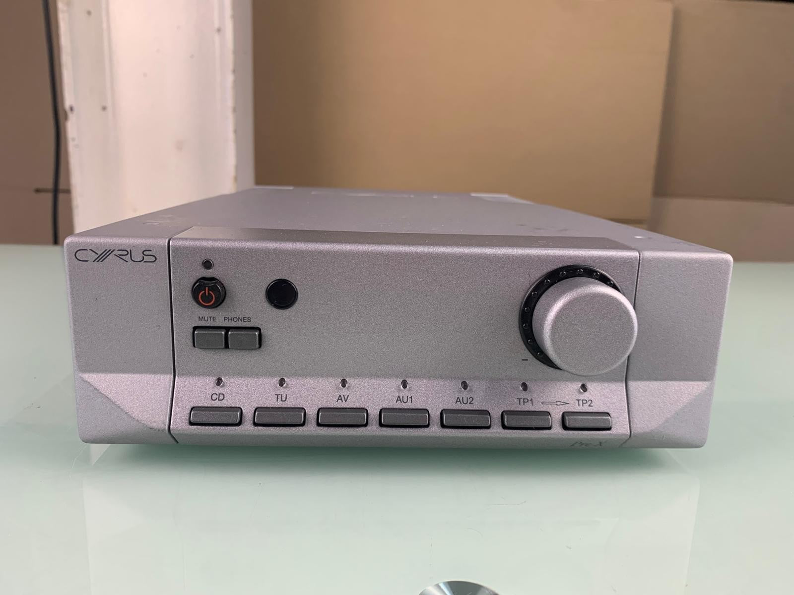 CYRUS PRE X PREAMPLIFIER WITH REMOTE