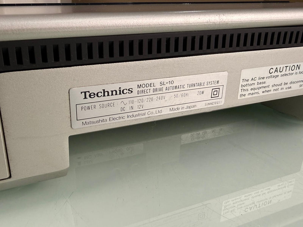 TECHNICS SL 10 QUARTZ DIRECT DRIVE AUTOMATIC TURNTABLE