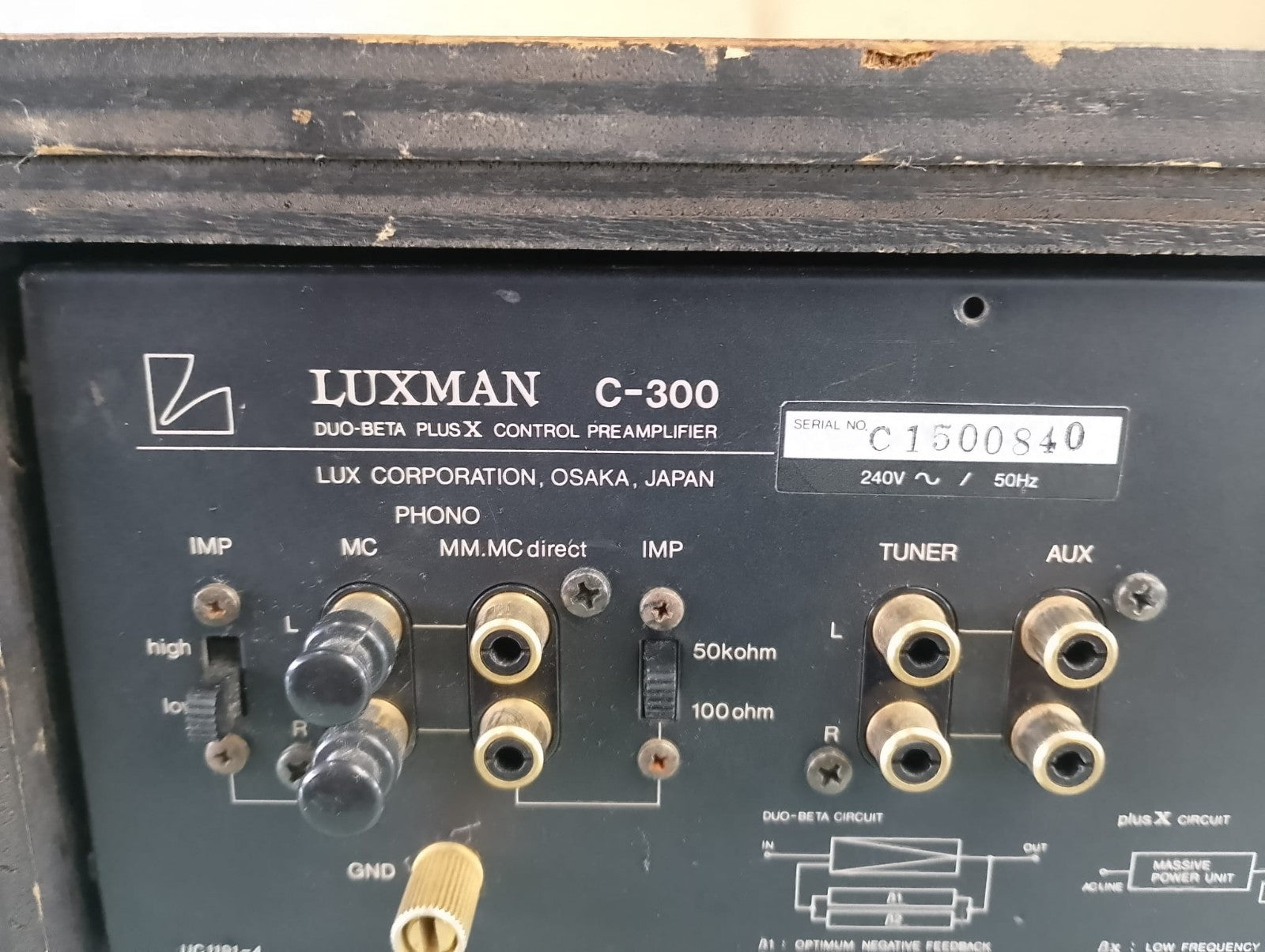 LUXMAN C 300 DUO-BETA CIRCUIT PLUS X DC STEREO CONTROL PREAMPLIFIER