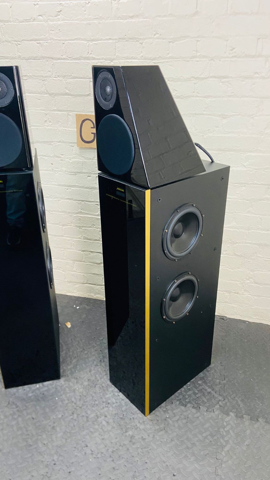 MERIDIAN DSP 6000 DIGITAL ACTIVE SPEAKERS BOOTHROYD STUART