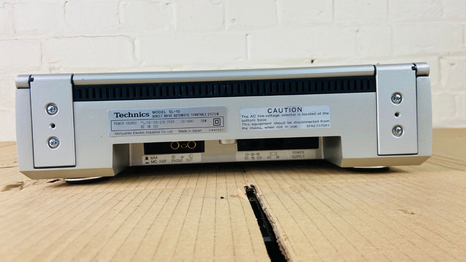 TECHNICS SL 10 DIRECT DRIVE AUTOMATIC TURNTABLE