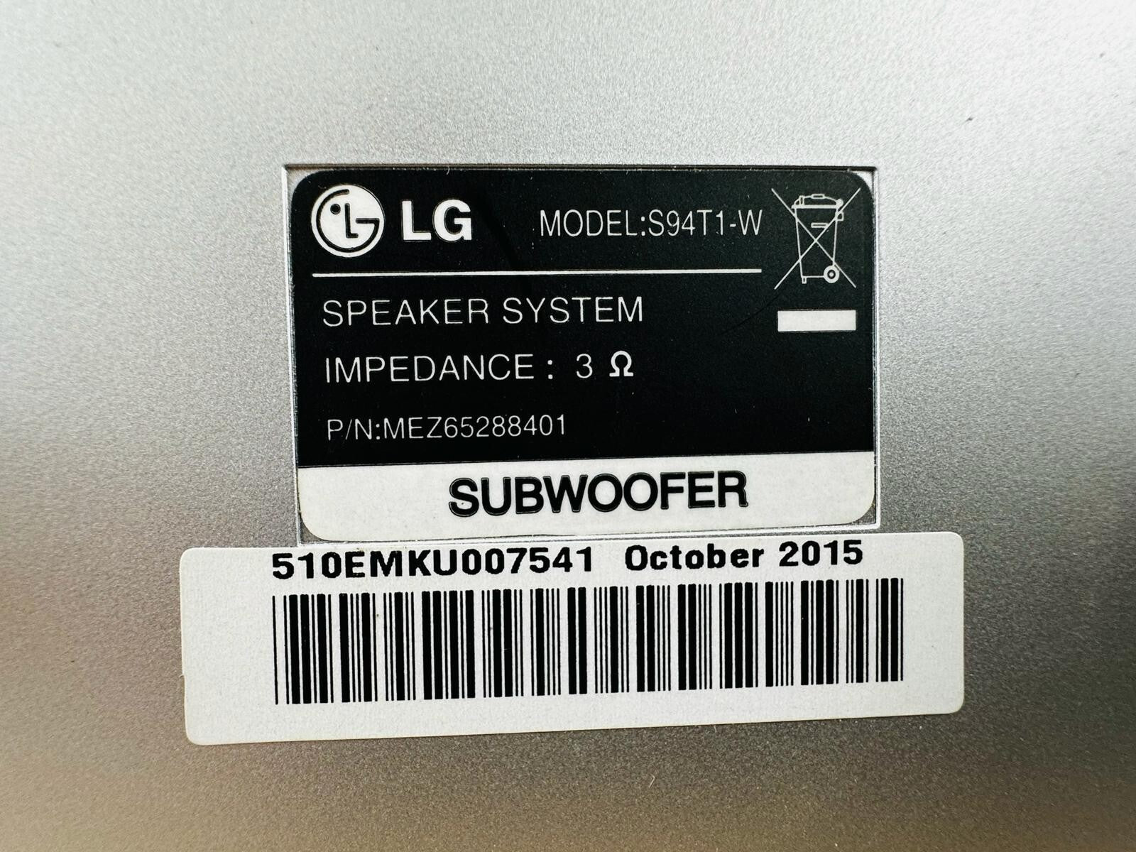 LG 94T1-W Speaker System subwoofer