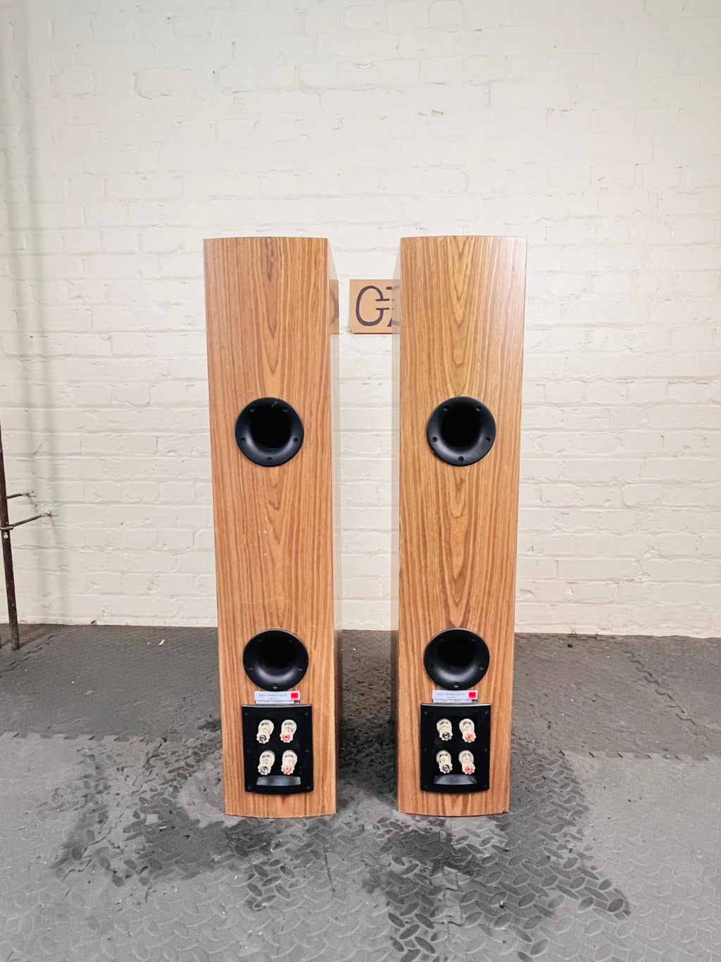 DALI RUBICON 6 FLOOR STANDING SPEAKERS