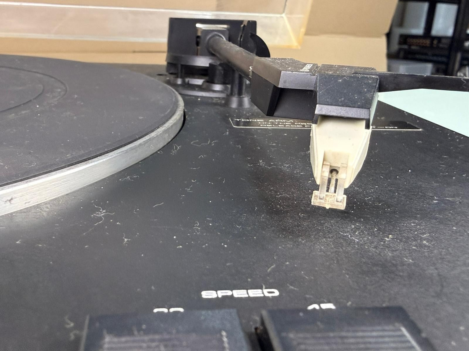 PIONEER PL 130 AUTO RETURN STEREO TURNTABLE