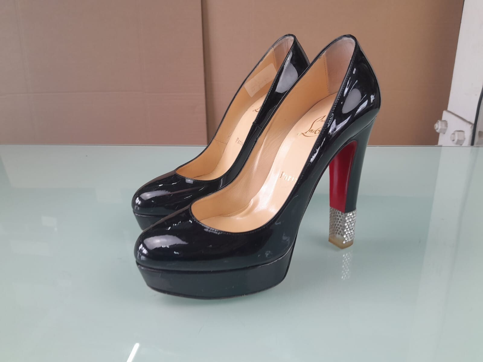 CHRISTIAN LOUBOUTIN LADY HIGH HEEL SHOES