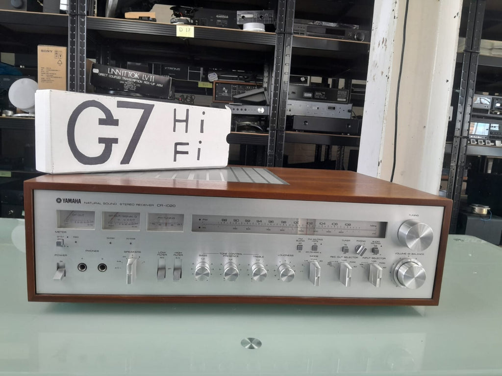 YAMAHA CR 1020 NATURAL SOUND STEREO RECEIVER