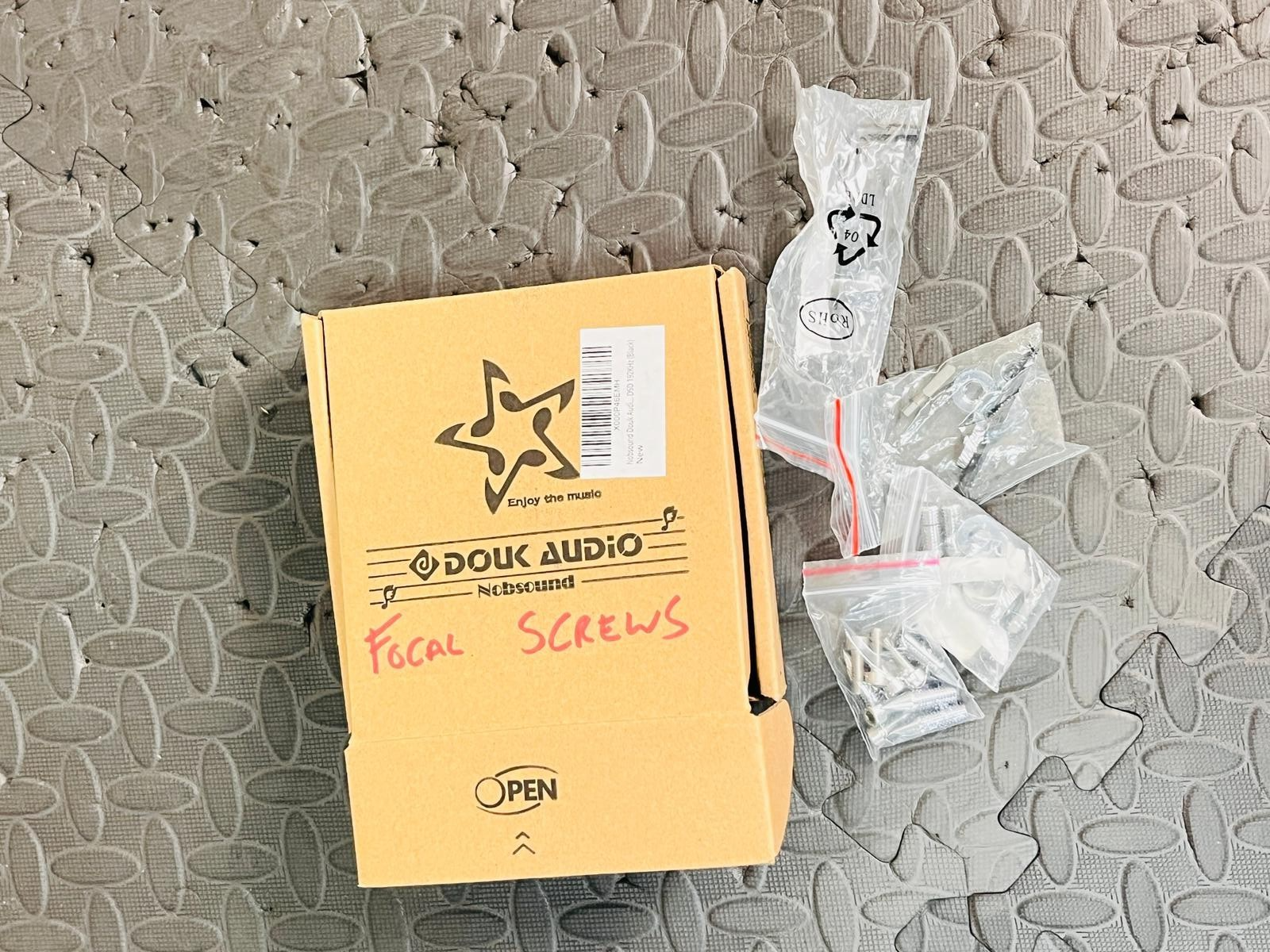 FOCAL S1000 JM LAB ELECTRA 1007 BE SPEAKER STANDS