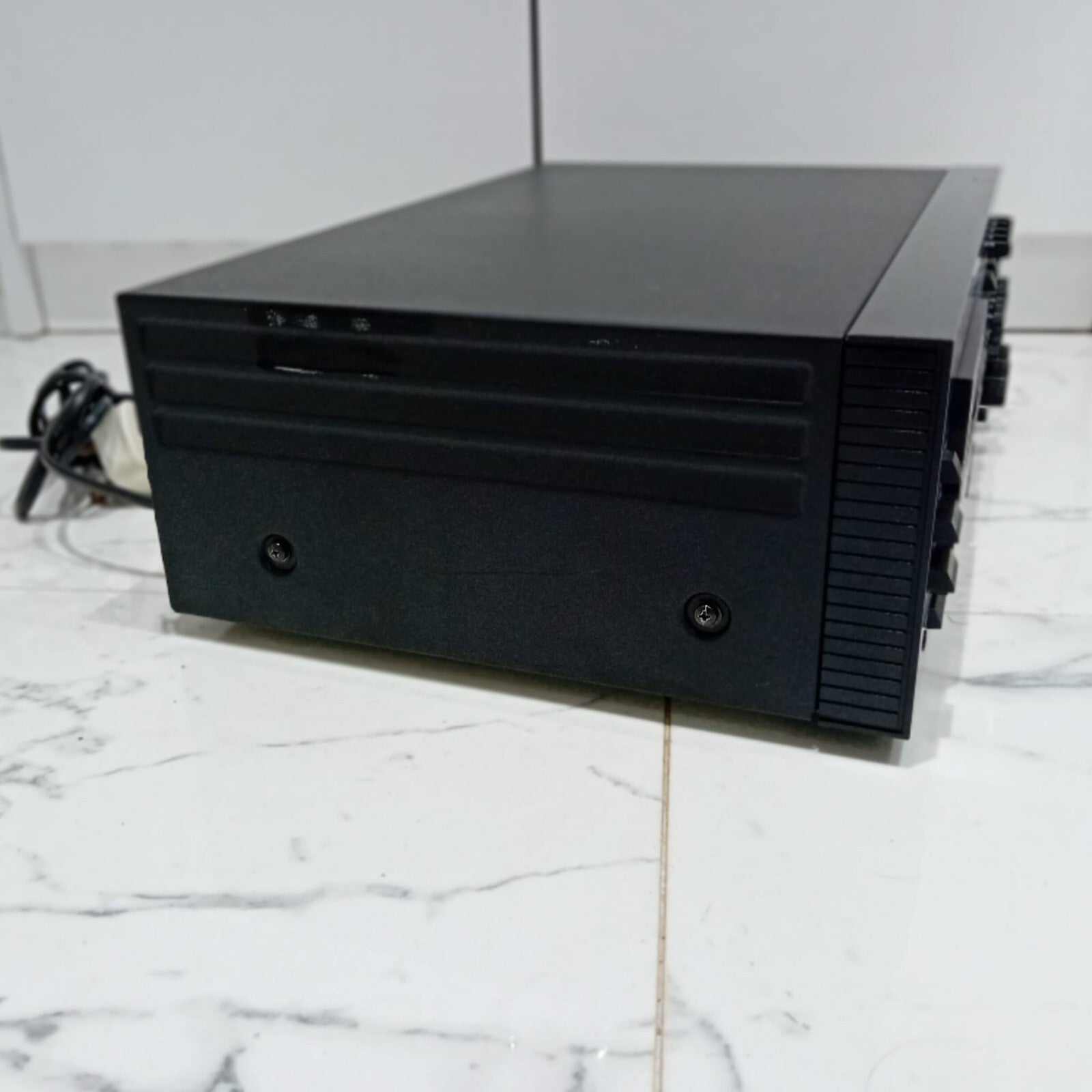 NAKAMICHI ZX-9 DISCRETE HEAD CASSETTE DECK
