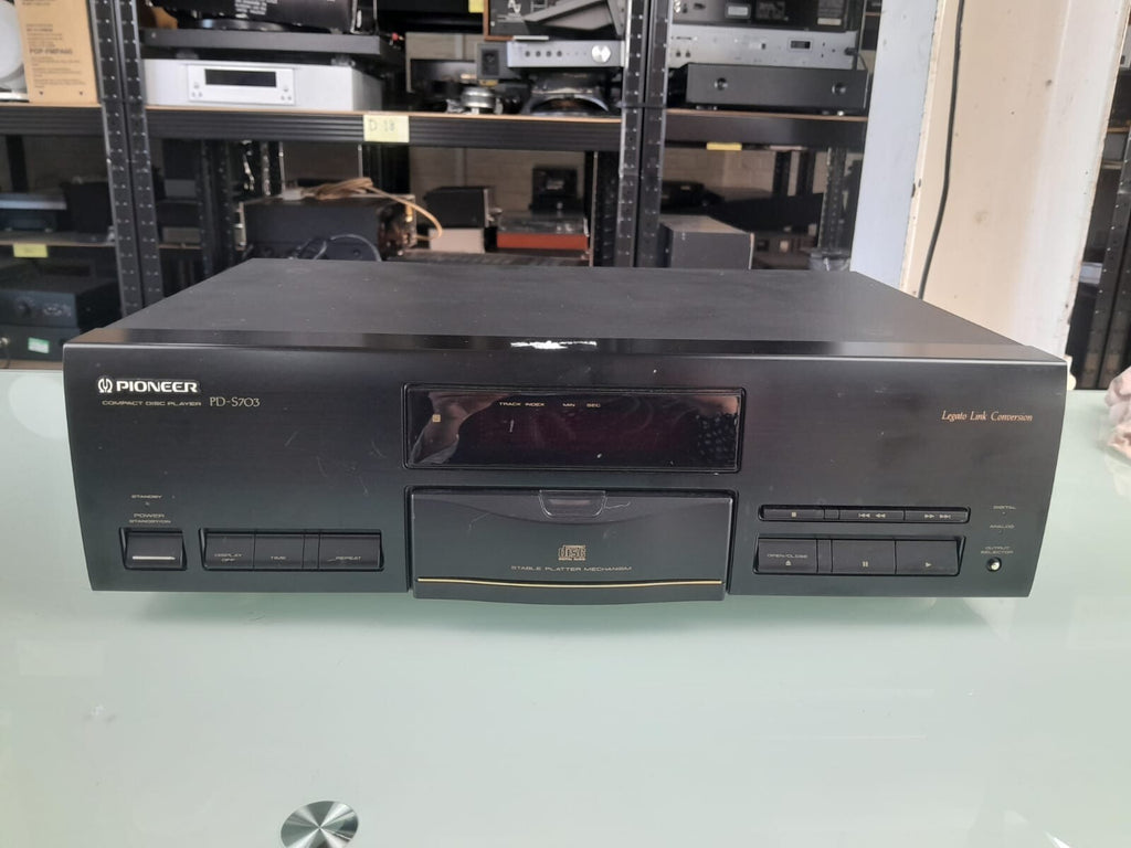 PIONEER PD S703 CD PLAYER