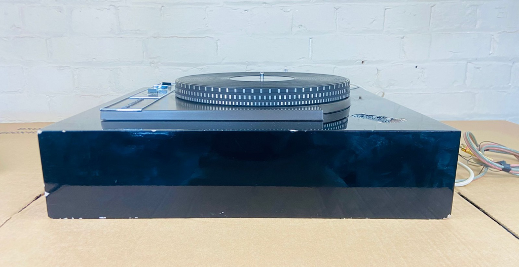 GARRARD 401 TURNTABLE