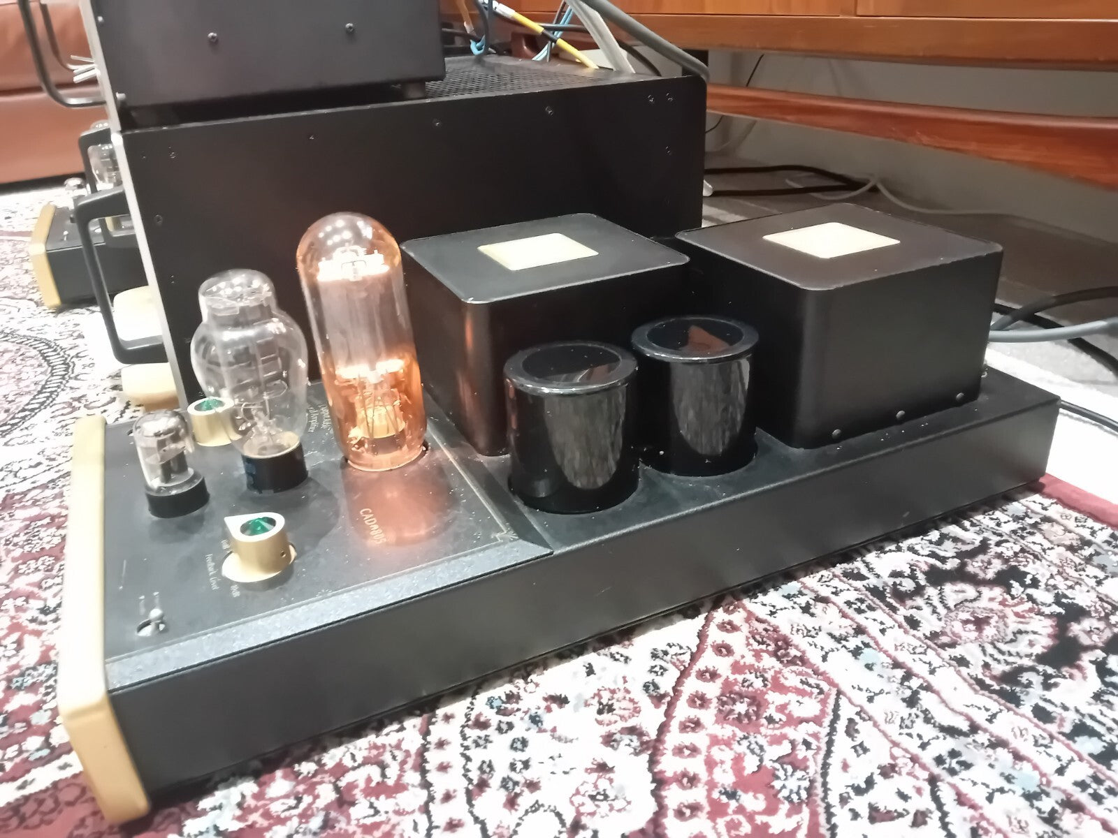 Cary CAD 805 triode output monaural tube valve power amplifiers mono blocks