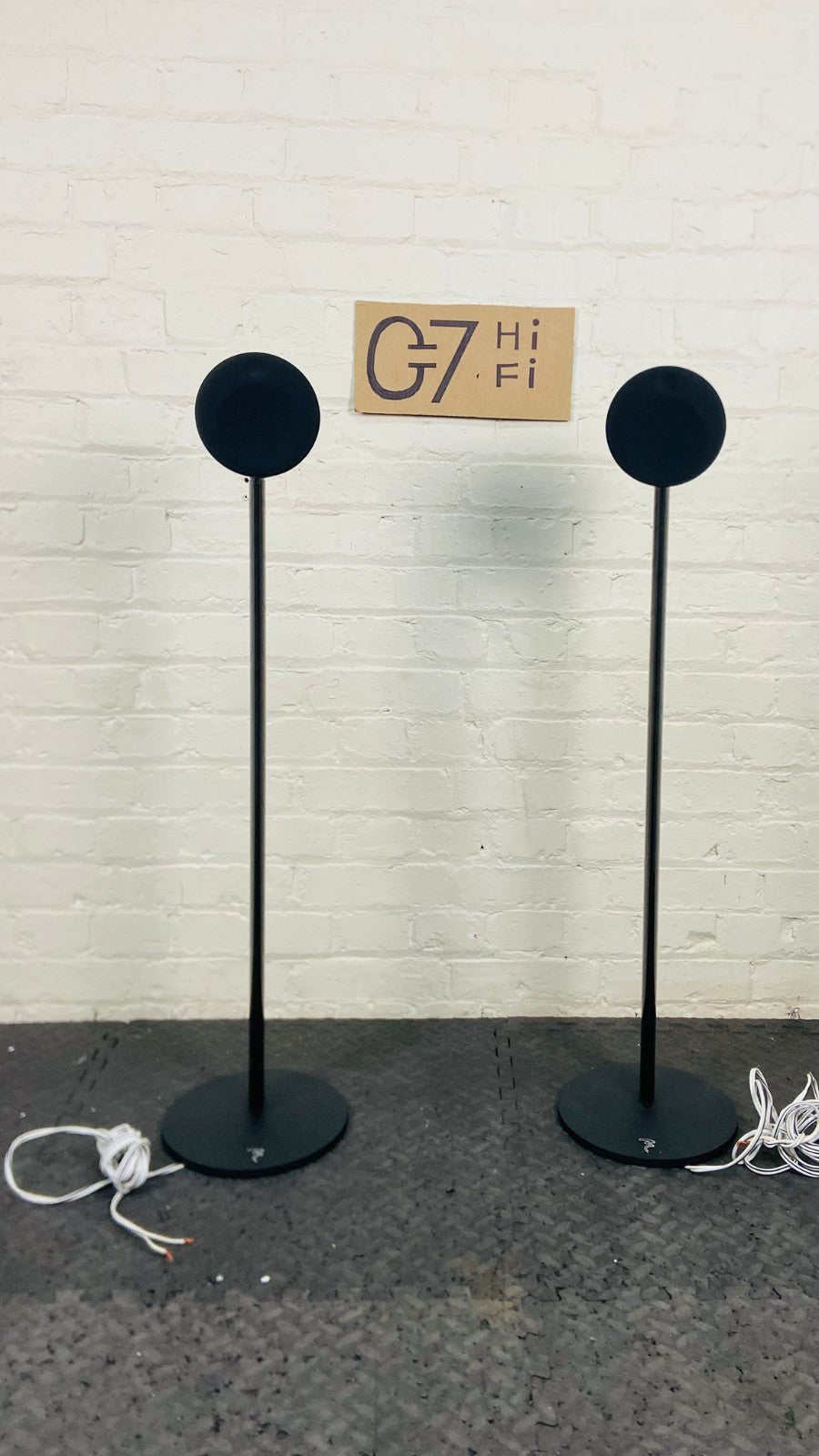 FOCAL DOME COMPACT SPEAKERS WITH FLOOR STANDS