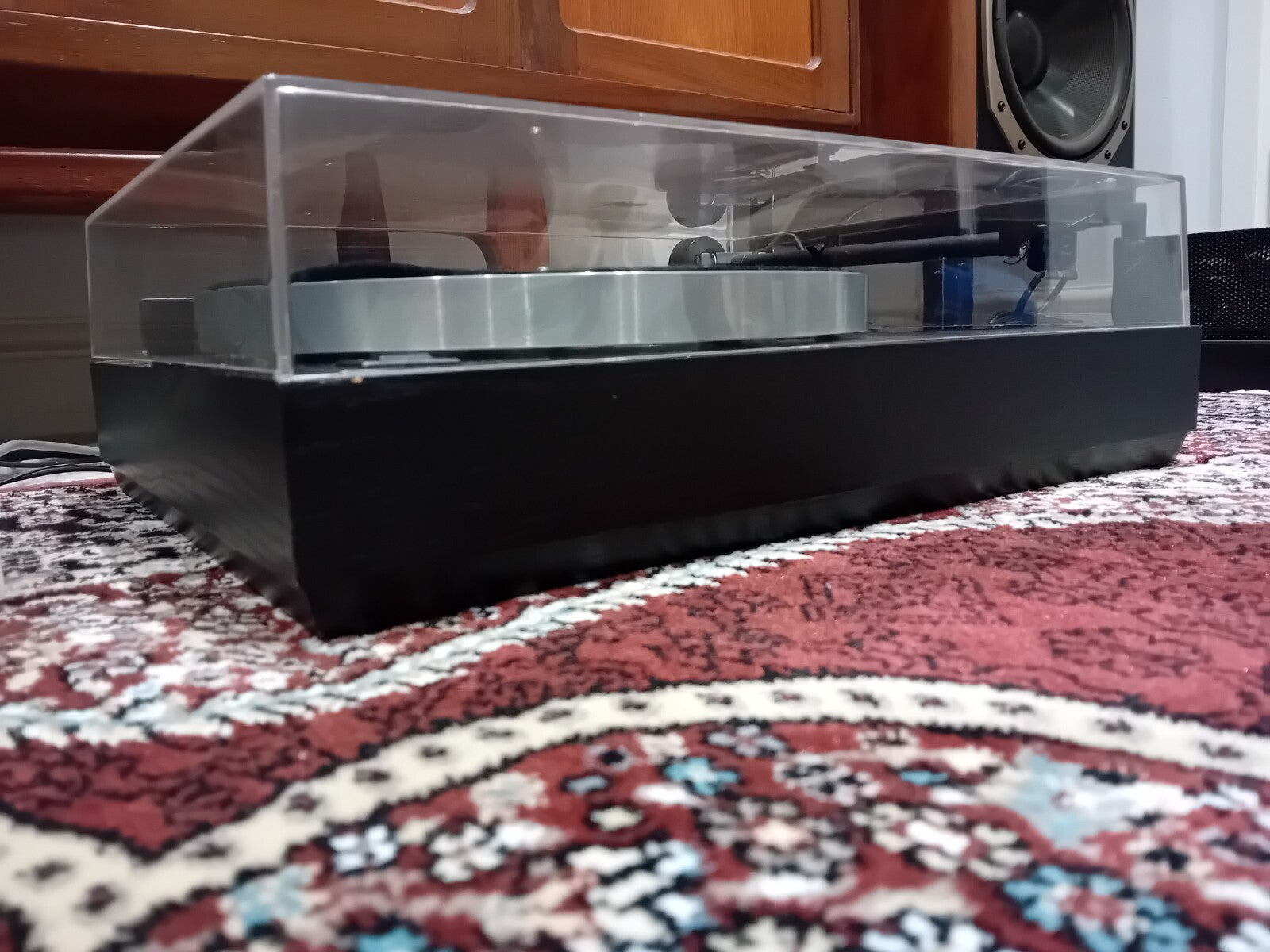 LINN SONDEK LP12 AKITO TONEARM ORTOFON MC RONDO