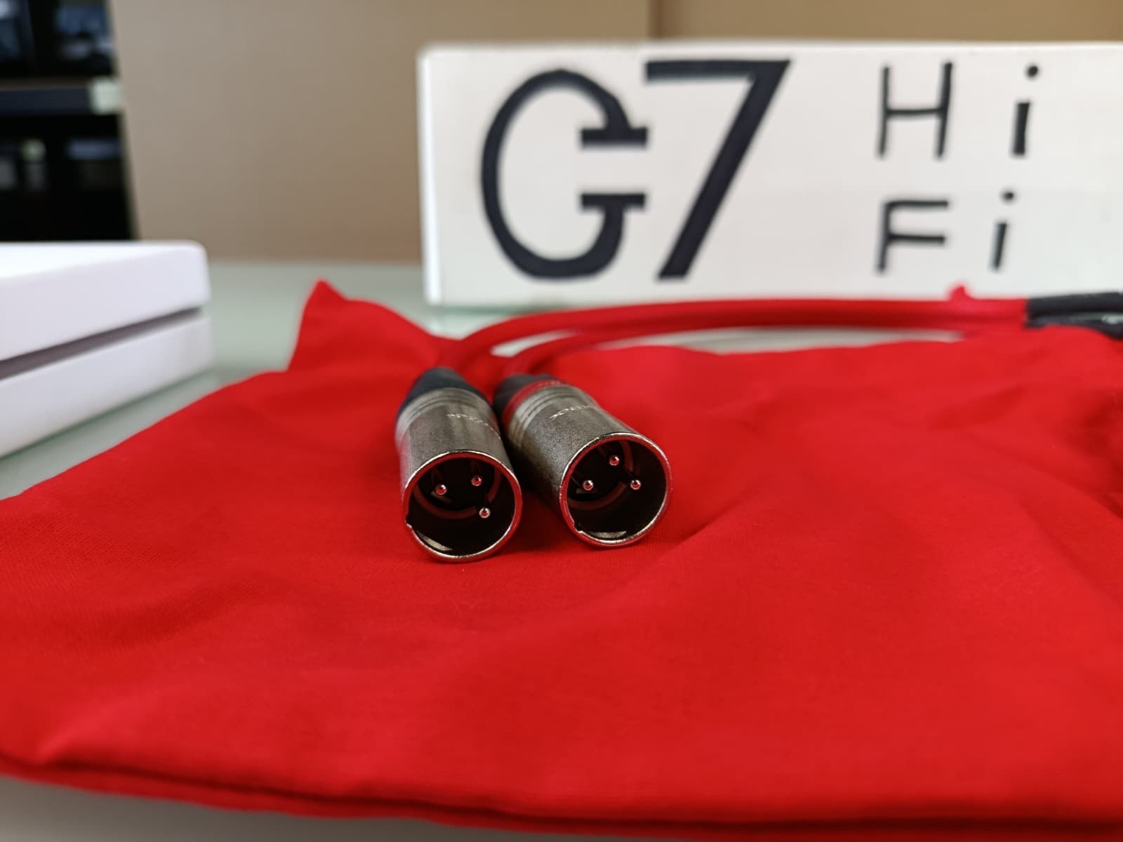 CHORD COMPANY SHAWLINE X ARAY HIGH PERFORMANCE ANALOGUE XLR AUDIO INTERCONNECT