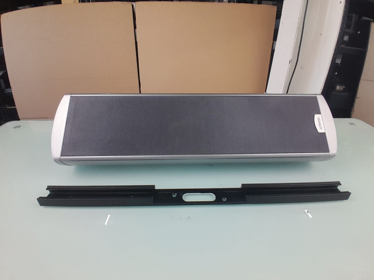 TANNOY ARENA HIGHLINE 500 SPEAKER WITH WALL BRACKET