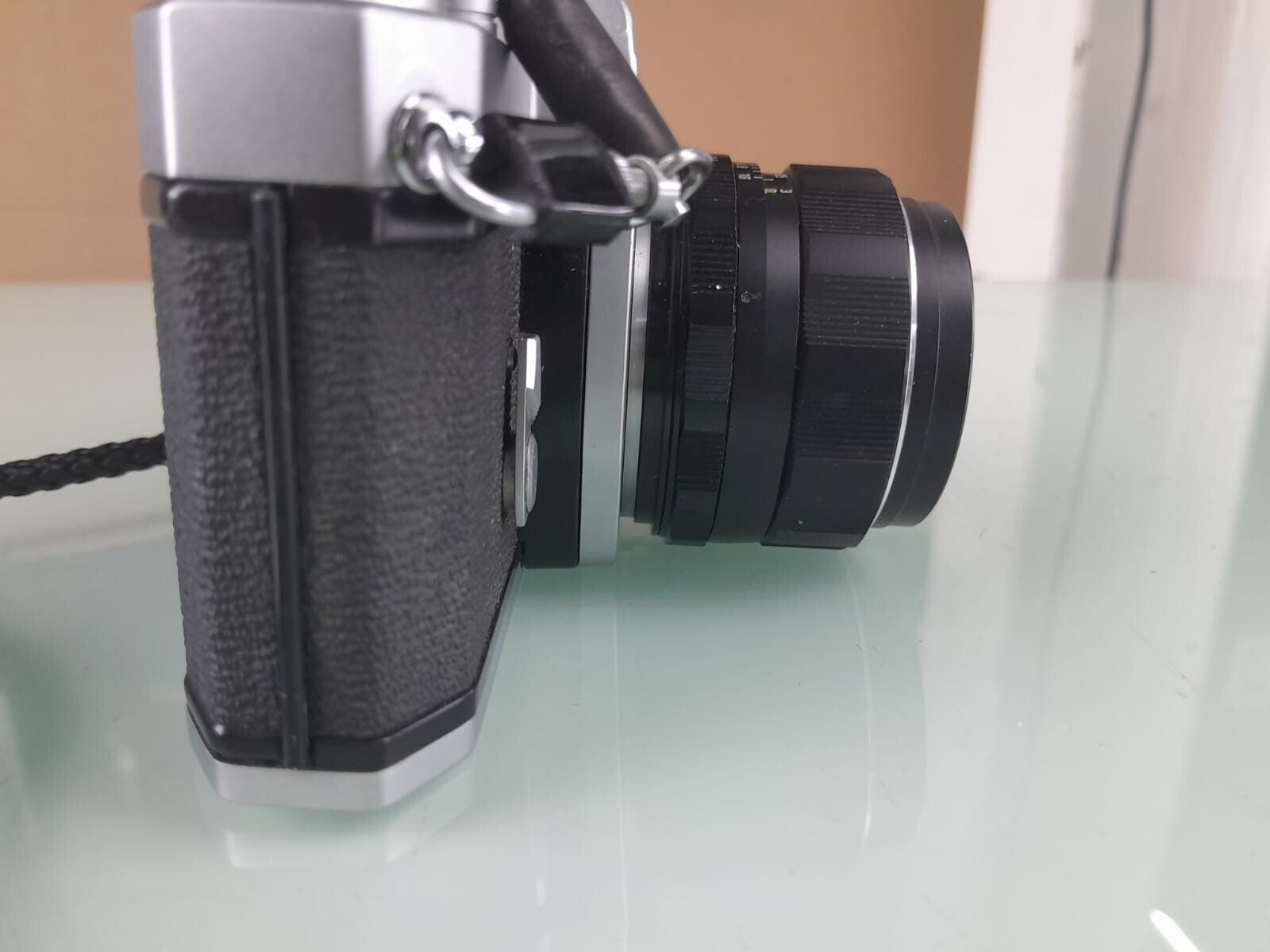 ASAHI PENTAX SPOTMATIC SP II SLR CAMERA SUPER-MULTI-COATED TAKUMAR 1:1.4/50 LENS