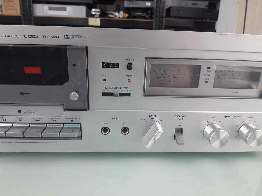 YAMAHA TC 520 NATURAL SOUND STEREO CASSETTE DECK