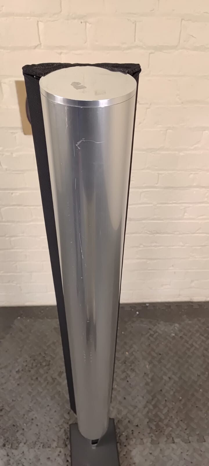 BANG & OLUFSEN B&O BEOLAB 8000 SINGLE FLOOR STANDING SPEAKER