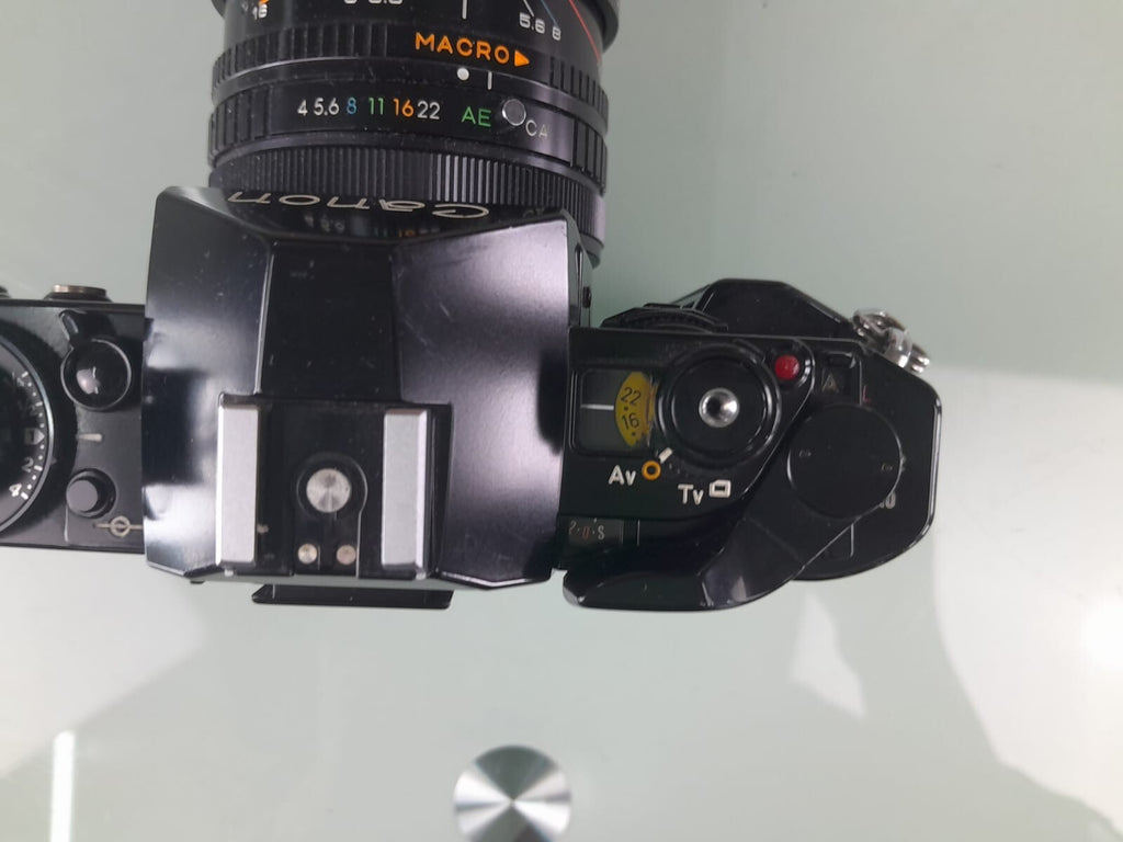 CANON A 1 SLR CAMERA WITH SIRIUS F=28-200MM 1:4.0-5.6 LENS