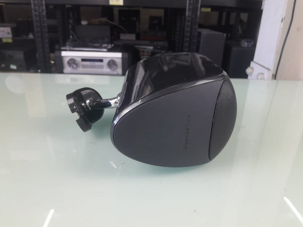 B&W BOWERS & WILKINS M 1 SINGLE CENTER SPEAKER WITH WALL BRACKET