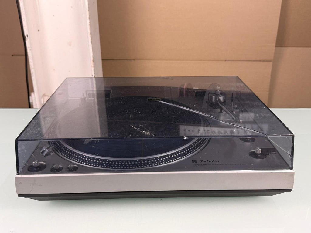 TECHNICS SL 1300 DIRECT DRIVE AUTOMATIC PLAYER SYSTEM TURNTABLE