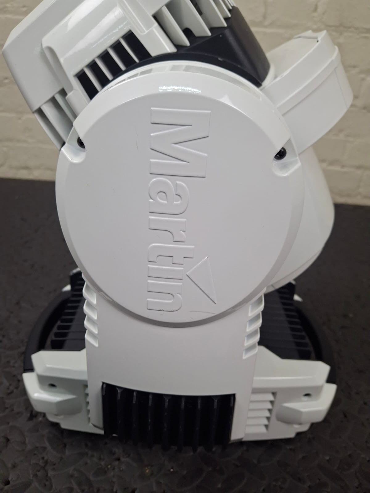 MARTIN MAC 350 ENTOUR MOVING INTELLIGENT LIGHT