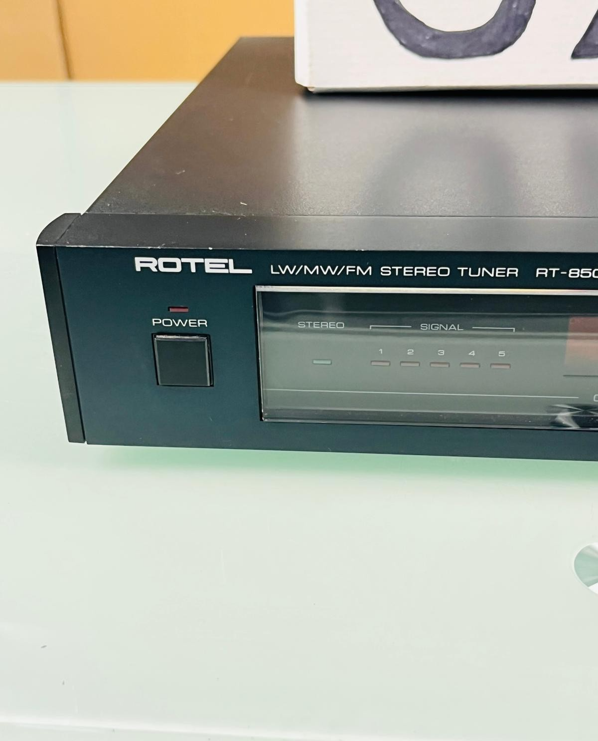 ROTEL RT 850AL LW/MW/FM STEREO TUNER
