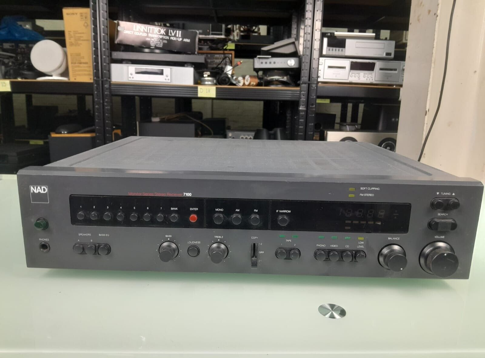 NAD 7100 MONITOR SERIES STEREO RECEIVER