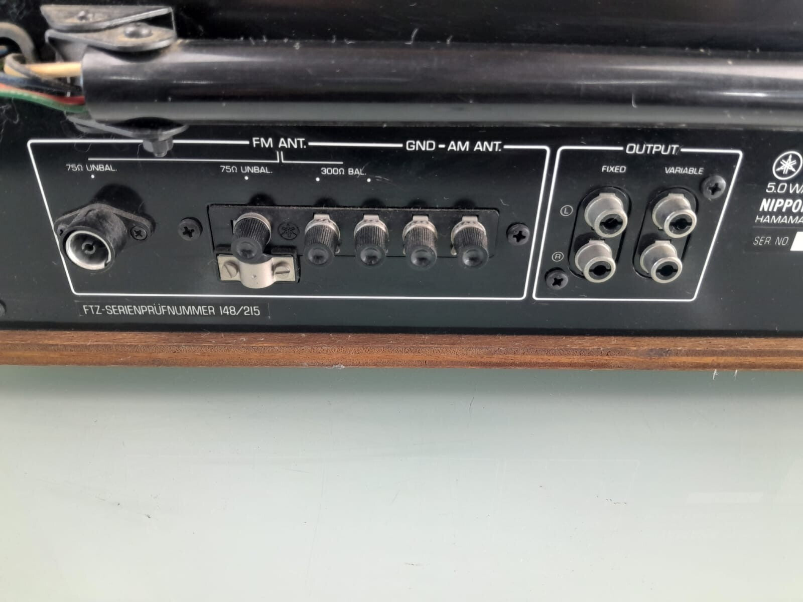 YAMAHA CT 400 NATURAL SOUND AM / FM STEREO TUNER