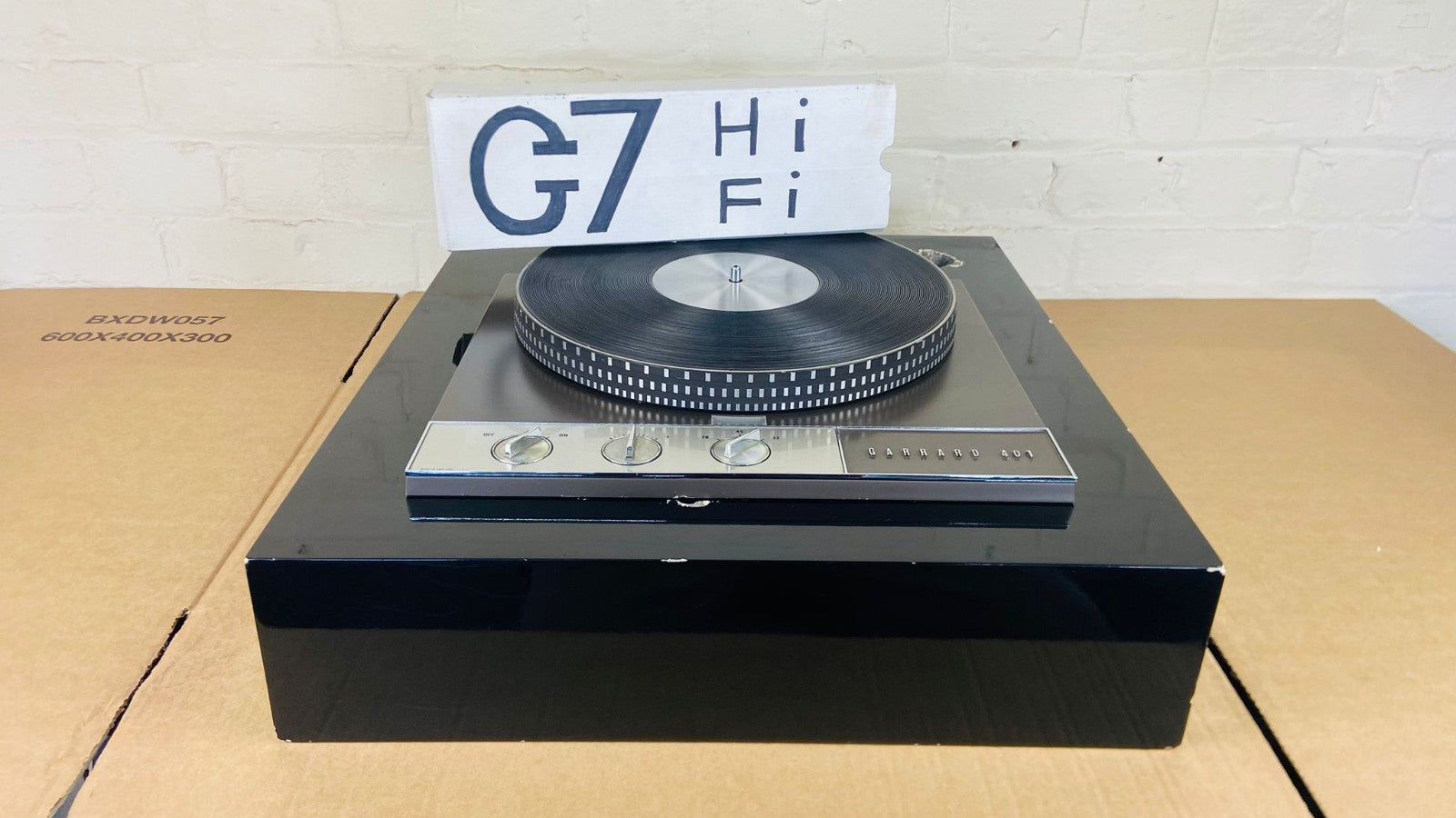 GARRARD 401 TURNTABLE