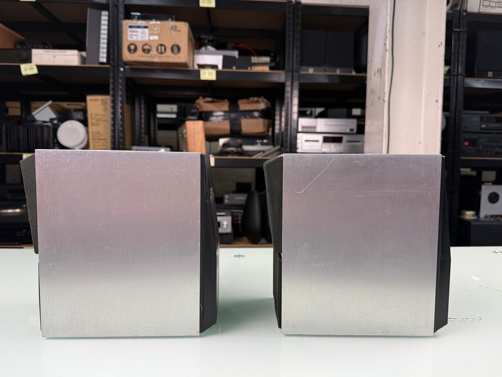 B&O BANG & OLUFSEN BEOVOX CX50 SPEAKERS