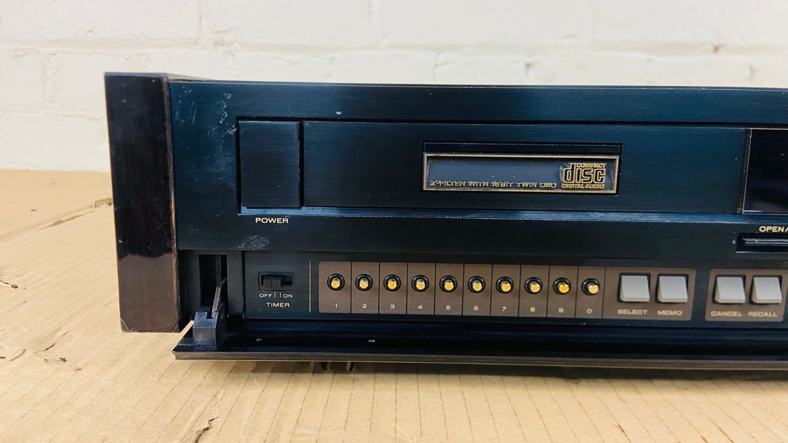 MARANTZ CD 94 CD PLAYER WITH REMOTE
