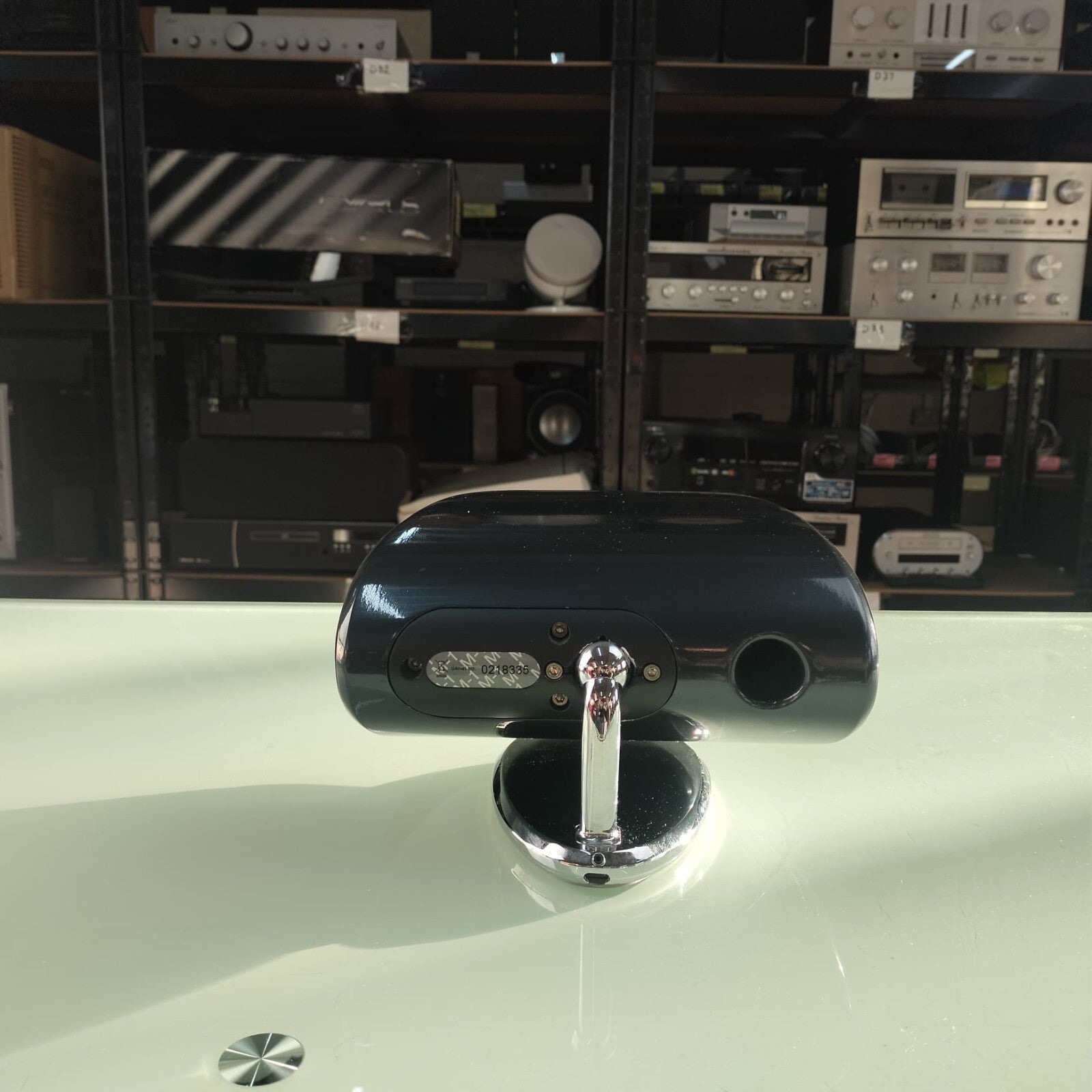 B&W Bowers & Wilkins M-1 Speaker Single With Table Stand