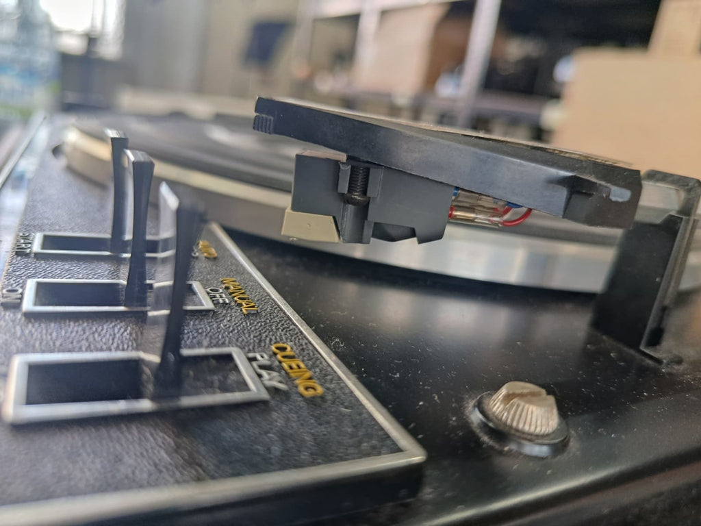 GARRARD AP 76 IN BUSH AREANA PLINTH TURNTABLE