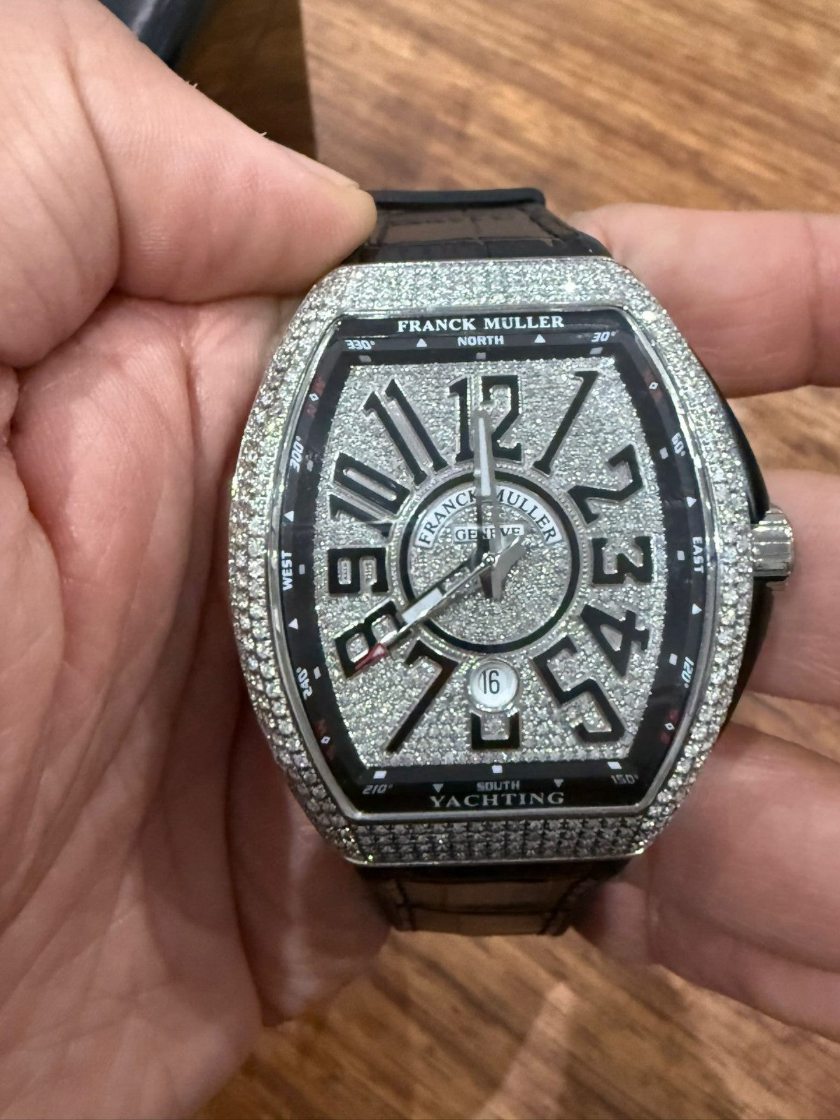 FRANCK MULLER VANGUARD DIAMOND ICED MASTER COMPLICATIONS V 45 SC DT YACHTING