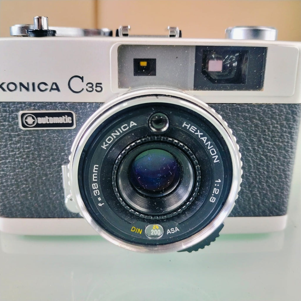 KONICA C35 RANGEFINDER CAMERA HEXANON F=38MM 1:2.8 LENS