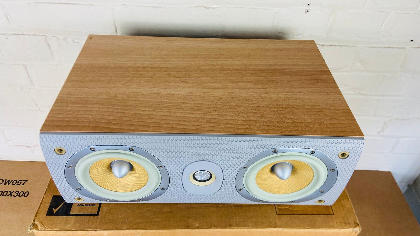 BOWERS & WILKINS B&W LCR60 S3 CENTER SPEAKER