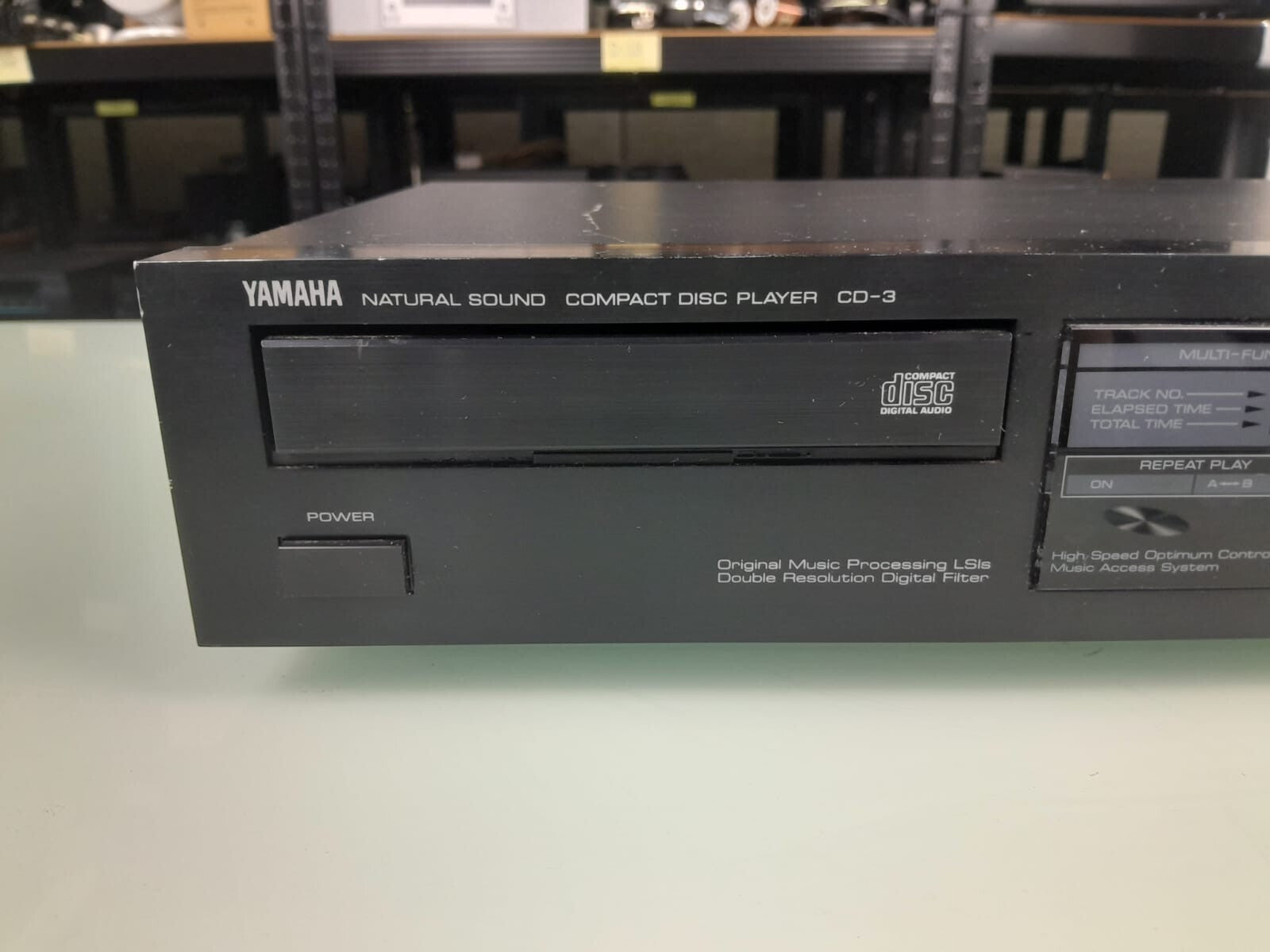 YAMAHA CD 3 NATURAL SOUND CD PLAYER