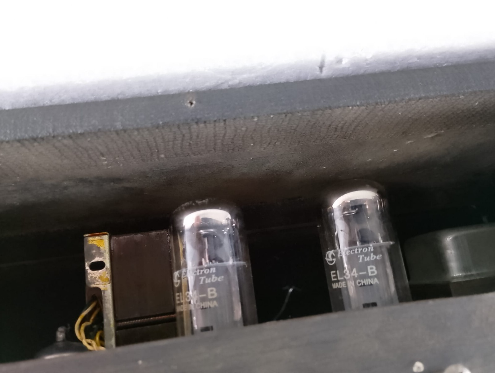 KELLY VALVE TUBE GUITAR AMPLIFIER