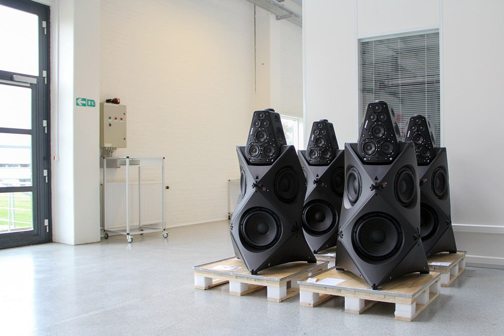 NEW SEALED B&O BEOLAB 90 BANG & OLUFSEN