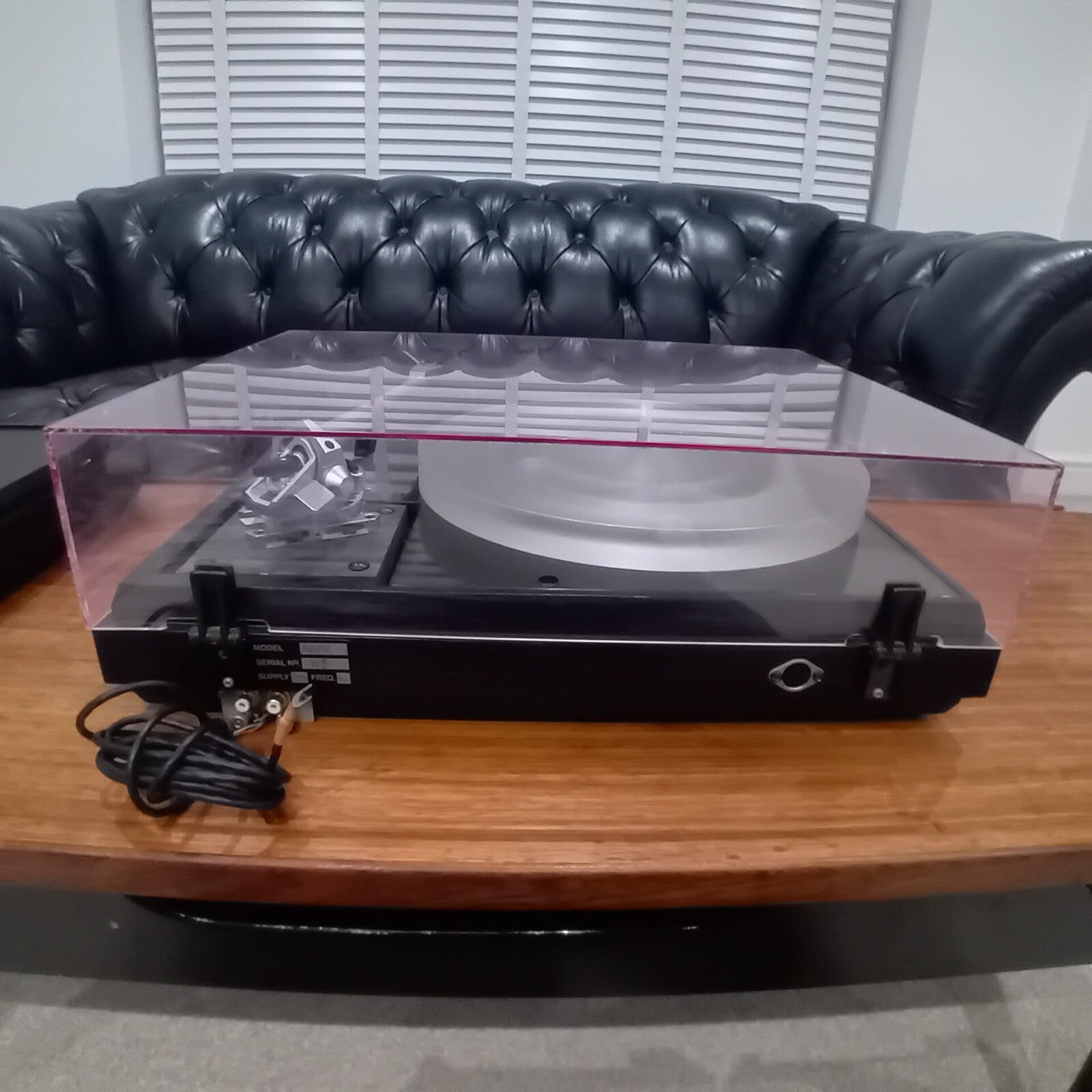 PINK TRIANGLE ANNIVERSARY TURNTABLE SME SERIES IV 4 TONEARM ORTOFON MC VIVO