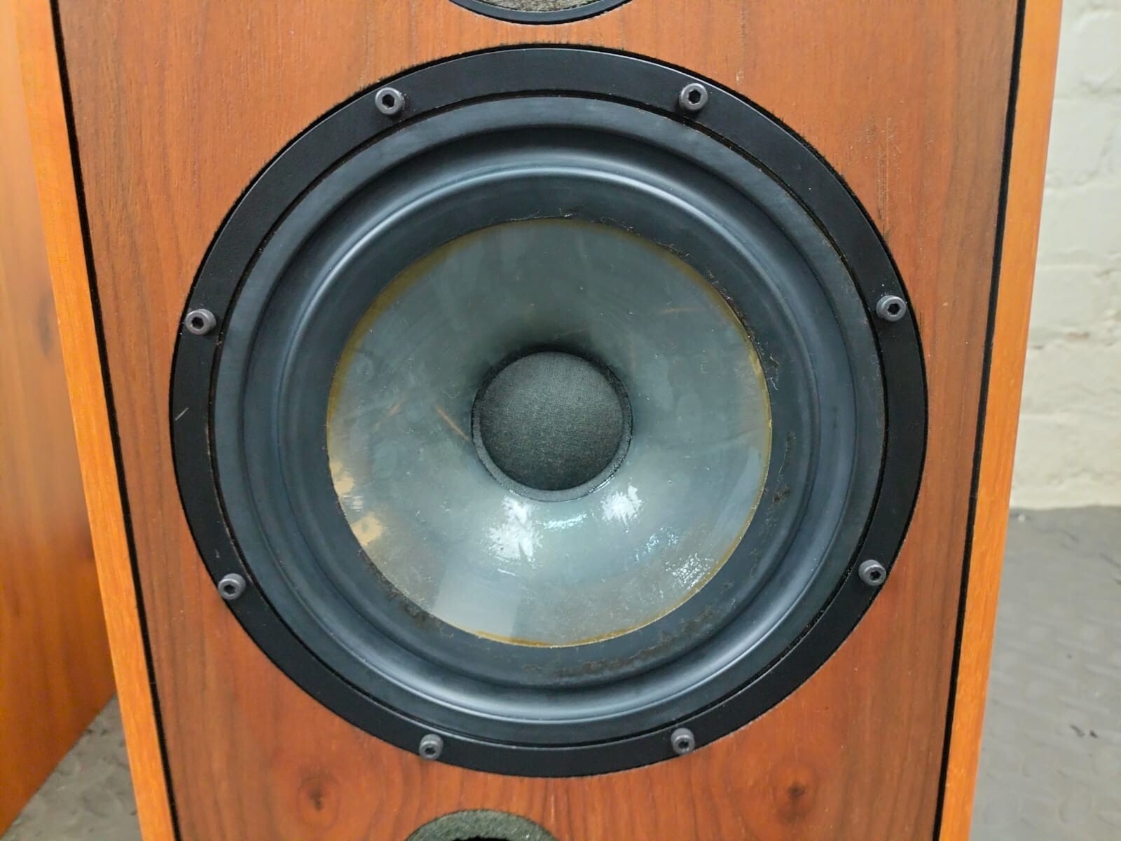 SPENDOR SP 2/2 SPEAKERS