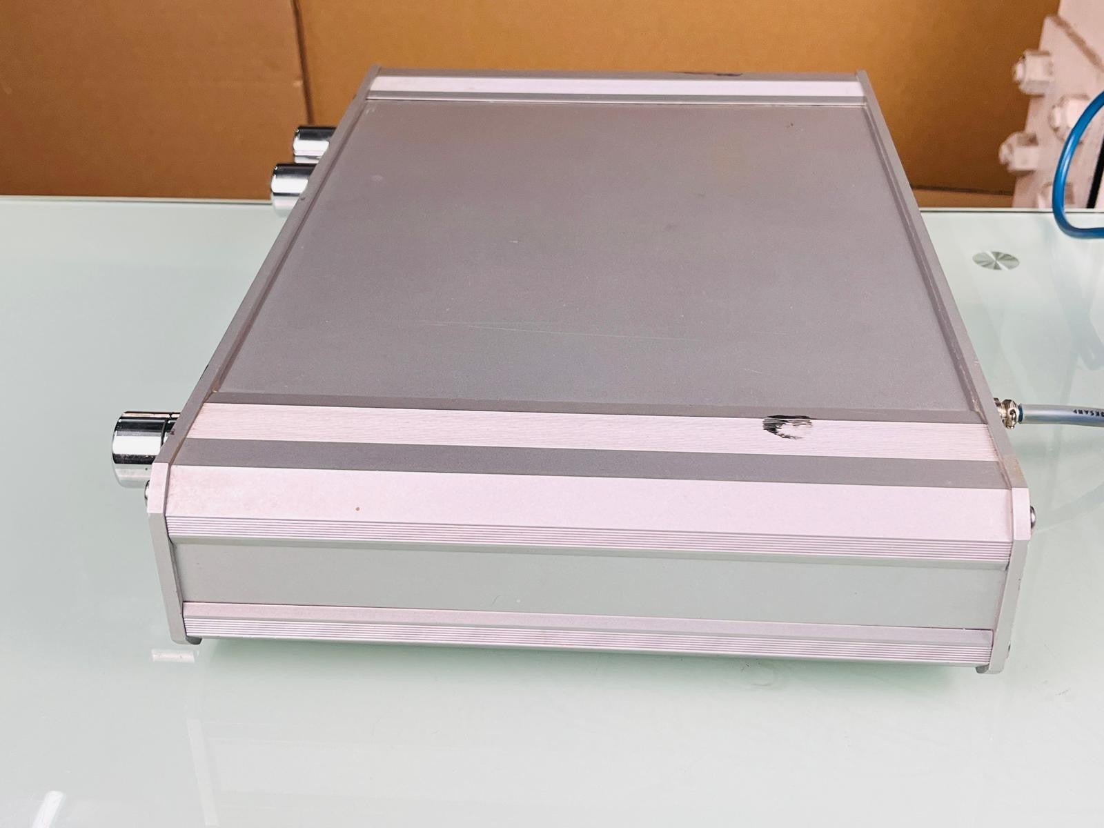 ROKSAN ROK L2 PRE AMPLIFIER WITH ROK DS4 POWER SUPPLY