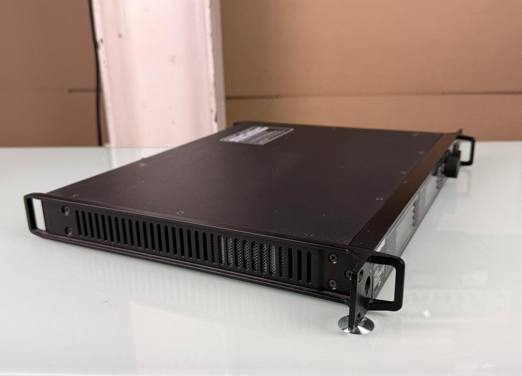 Shure UR4D J5E Dual Channel Wireless Receiver 578-638 MHz  #1