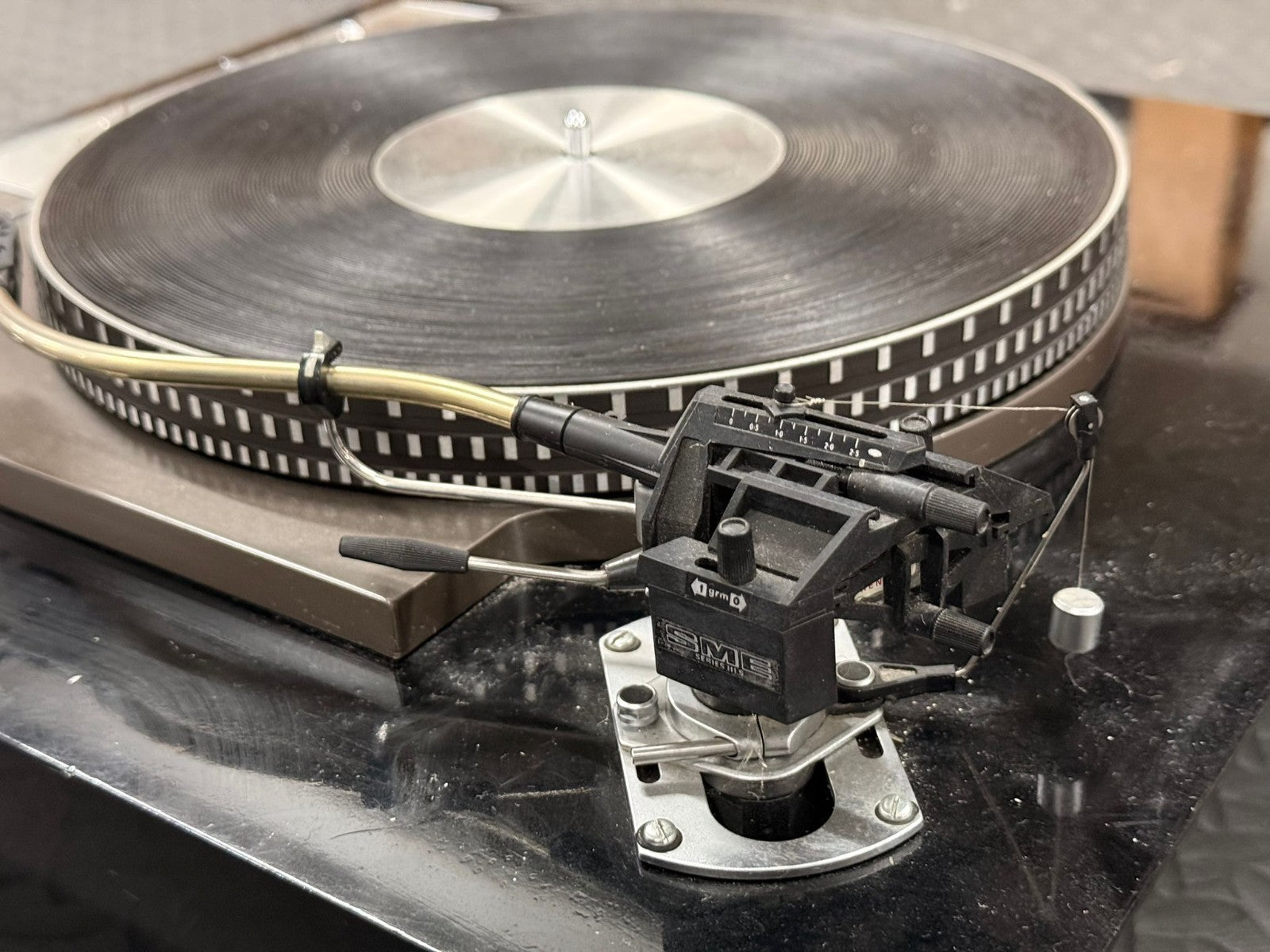 GARRARD 401 TURNTABLE ON SOLID GRANITE PLINTH SME SERIES 3 III S TONEARM
