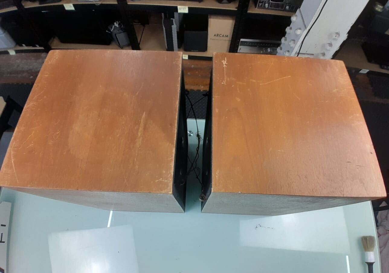 WHARFEDALE SHELTON XP2 SPEAKERS