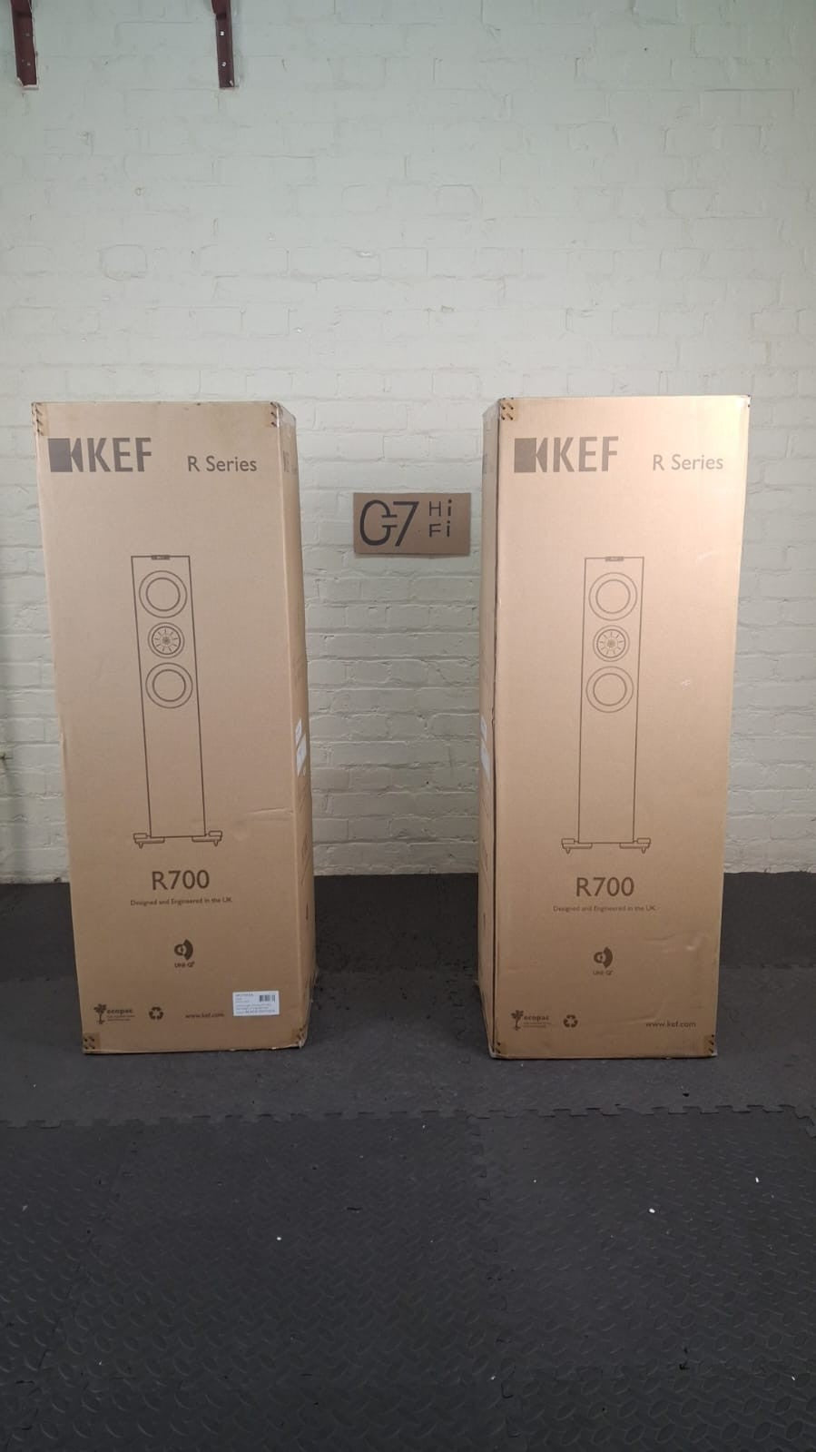 NEW SEALED KEF R700 FLOOR STANDING SPEAKERS