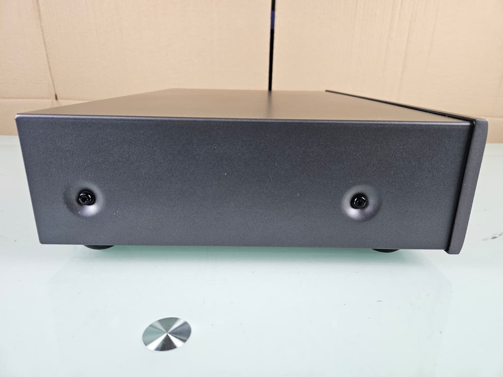 ARCAM ST60 NETWORK STREAMER WITH REMOTE AND 2 AERIALS