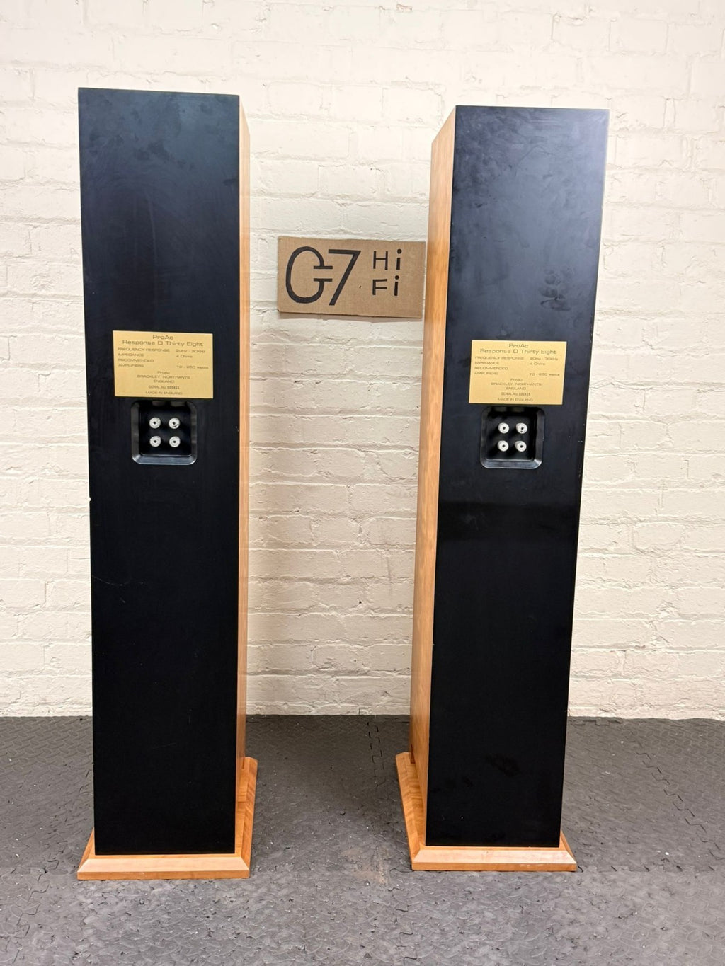 PROAC RESPONSE D THIRTY EIGHT 38 FLOOR STANDING SPEAKERS