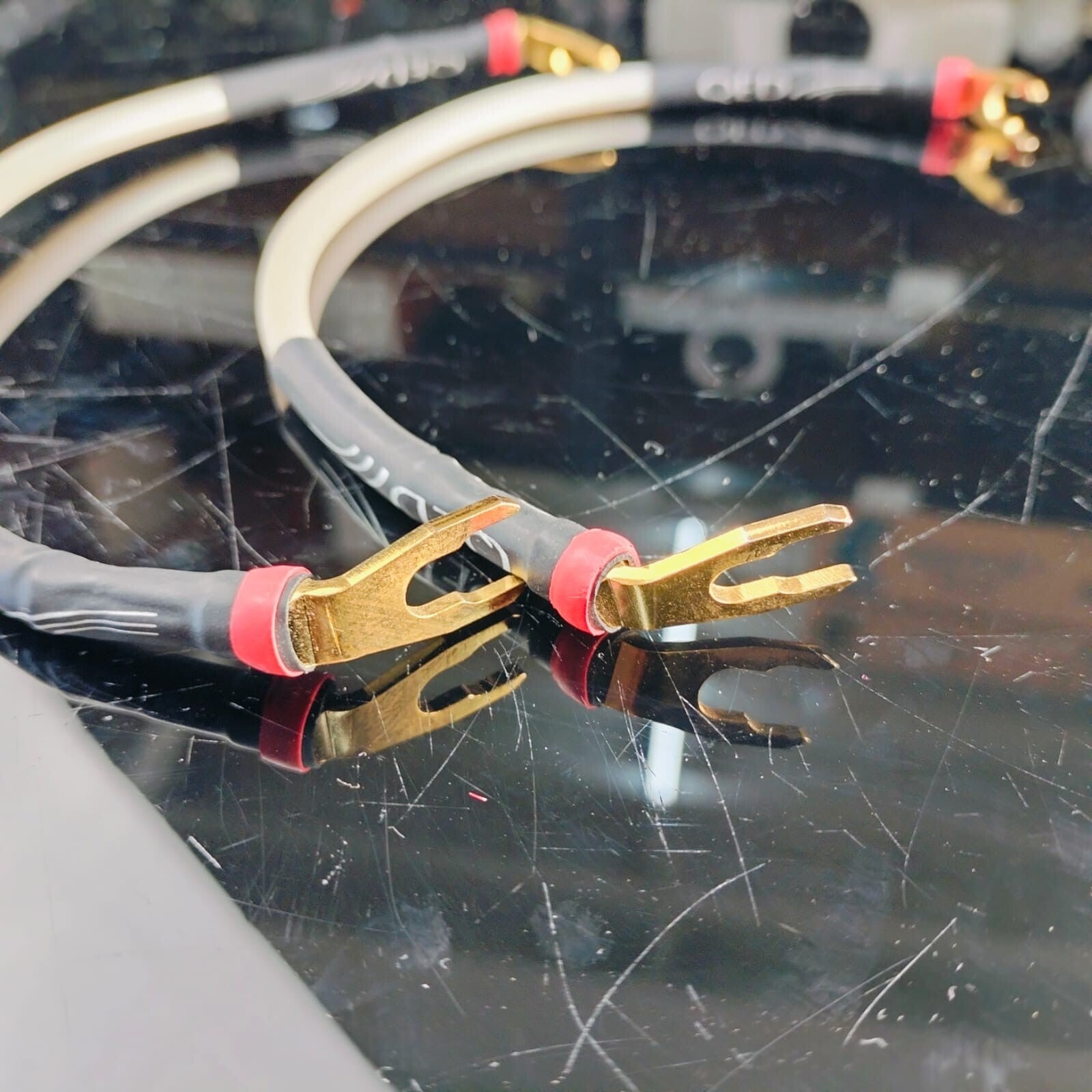 QED X-TUBE BIWIRE SPEAKER CONNECTORS CABLE